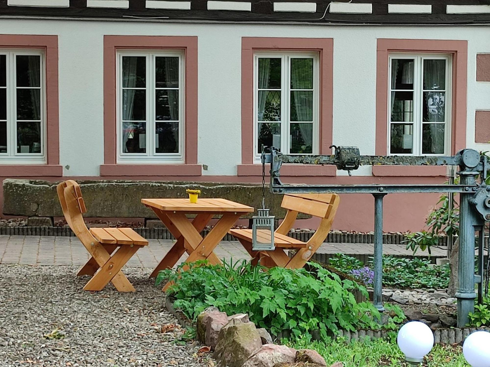 Boutique-Hotel Krone Denzlingen Kültér fotó