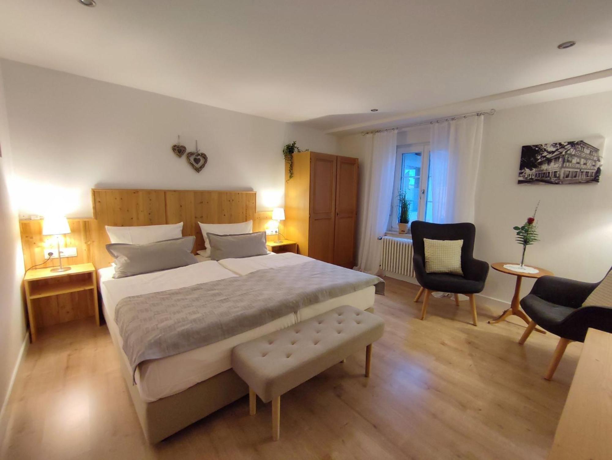 Boutique-Hotel Krone Denzlingen Kültér fotó